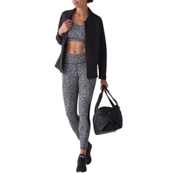 Lululemon Invigorate 7/8 Leggings Size 2 - Picture 1 of 8
